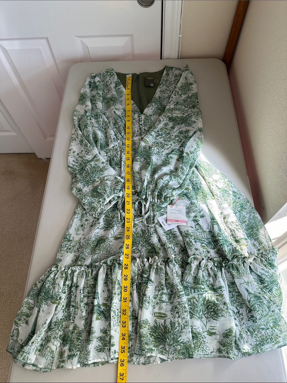 NWT Taylor Green Toile V-Neck Tiered Maxi Dress Size 10 - Picture 12 of 16